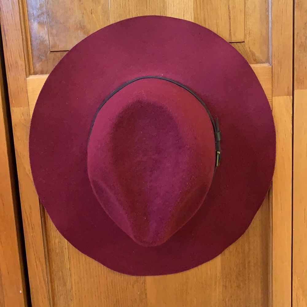 Felt hat - Picture 2 of 4